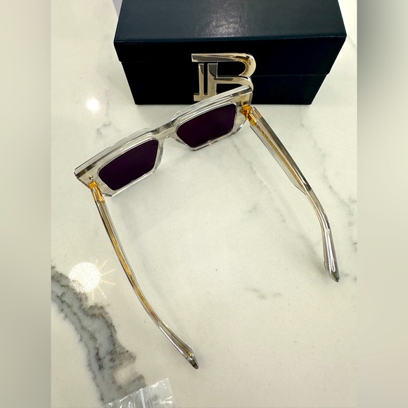 Balmain Sunglasses - Picture 6 of 11